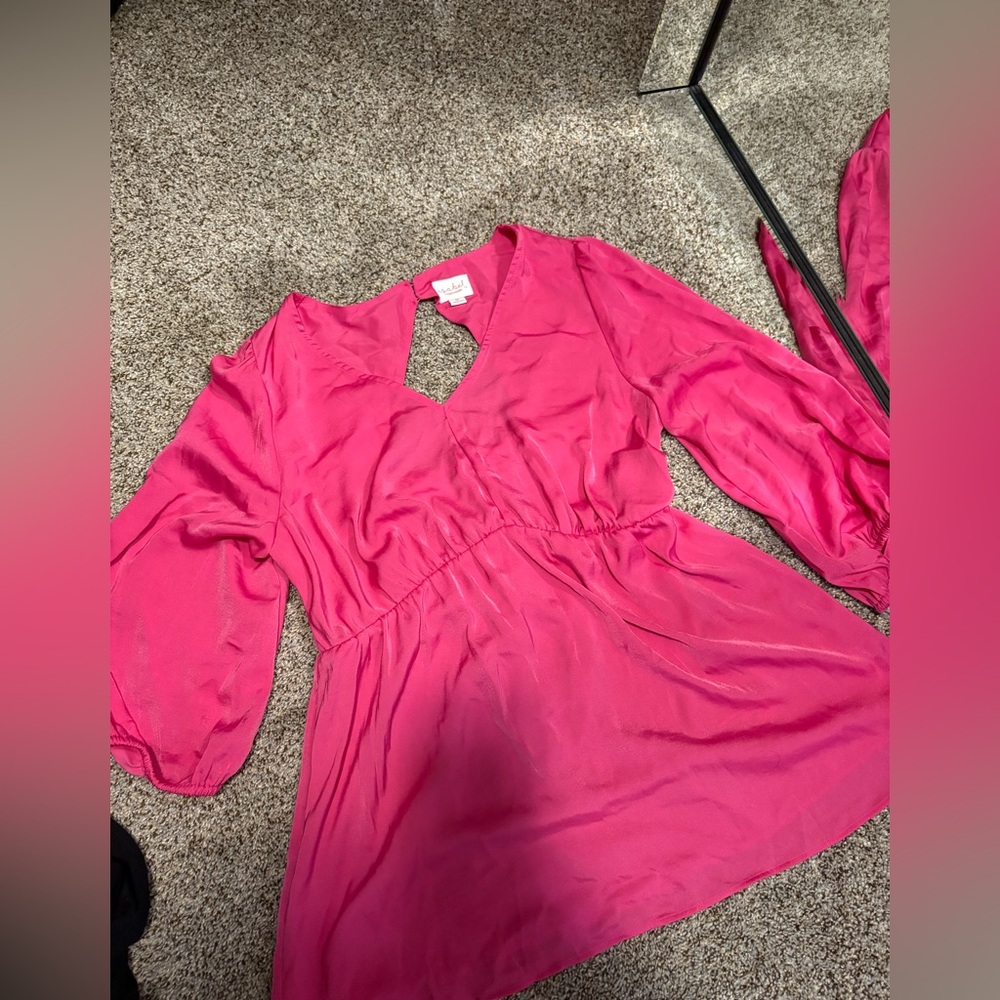 Isabel Maternity by Ingrid & Isabel Bright Pink blouse never